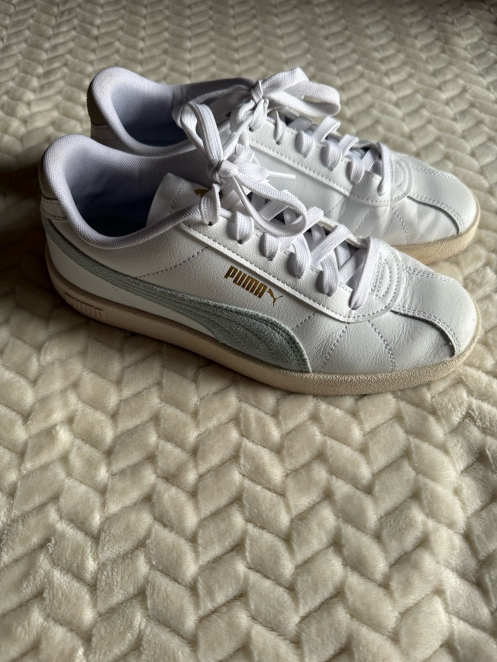 Women’s Puma Shoes